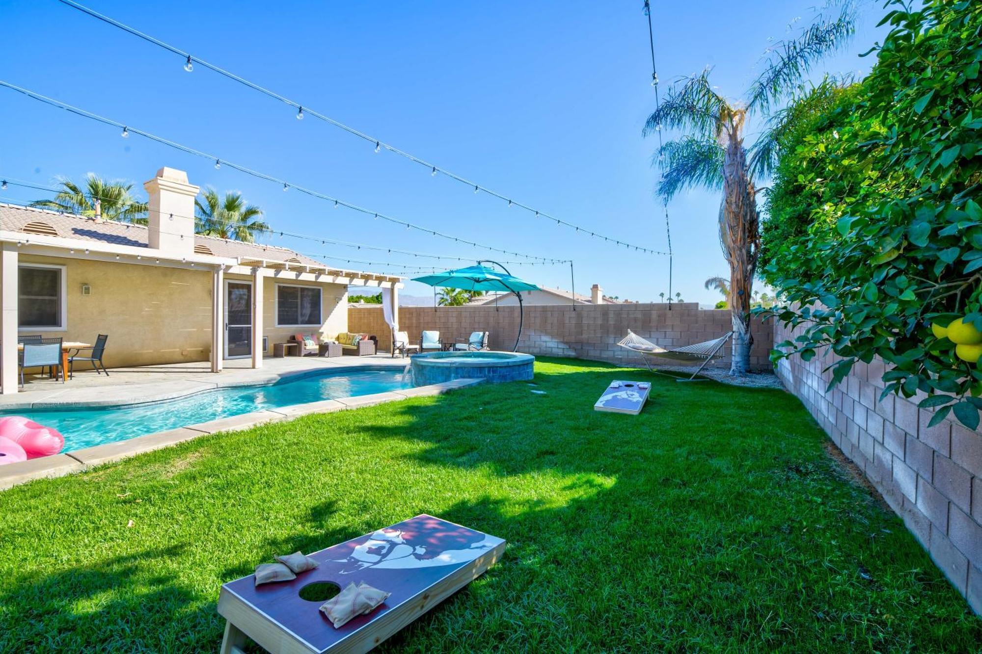 Casa Desert Muse With Heated Pool Spa Firepit Mini Golf And Games Indio Esterno foto